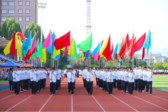 允能学子展风采，校运开幕绽芳华